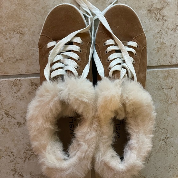 Tan Suede Fur Platform Sneakers, size 7.5 - Picture 6 of 6